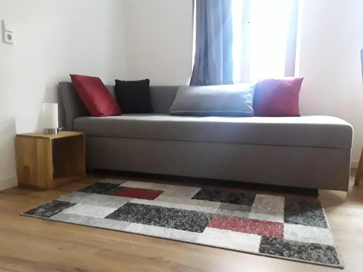 Ferienwohnung in Lindenau Leipzig Apartment